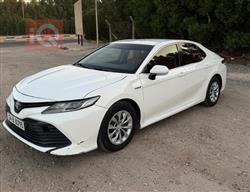 تۆیۆتا کامری